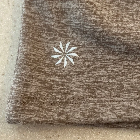 Athleta Brown Long Sleeve Shirt Activewear Women Size Medium - Picture 9 of 11